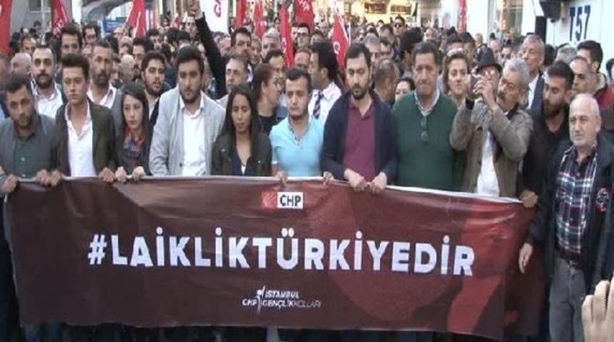 CHP İstanbul İl Gençlik Kolları'ndan Kahraman'a tepki...