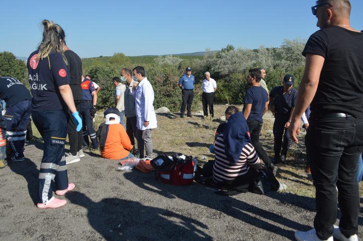 Kütahya’da işçi servisinin devrilmesi sonucu 11 kişi yaralandı G4