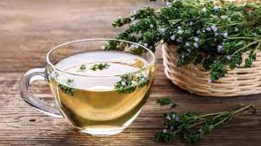 Pürüzsüz bir cilt için 2 bardak yeterli! İşte kekik çayının mucizevi faydaları