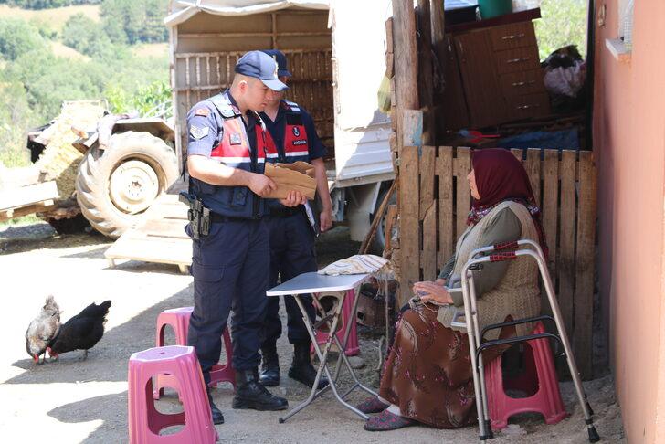 Kendisini jandarma olarak tanıtarak dolandırıcılık yapan kişi tutuklandı G1
