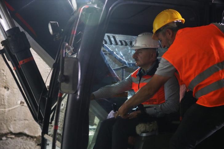 Bakan Karaismailoğlu, Akçatepe Tüneli Işık Görme Töreni'ne katıldı: G3