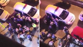 Ehliyetsiz sürücünün yakınları polise saldırdı! Şoke eden anlar kamerada