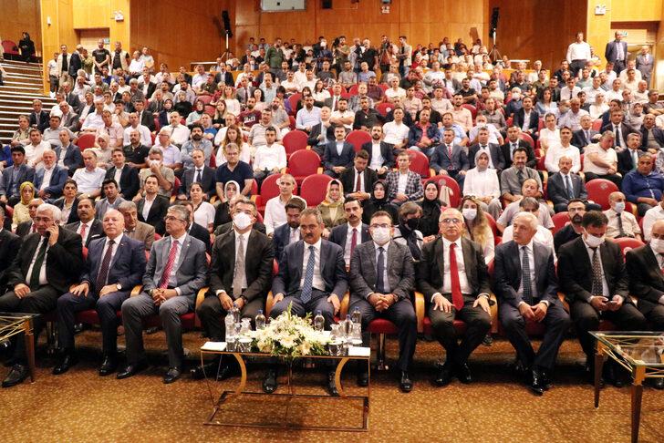 Bakan Özer, Erzurum'da "Eğitim Öğretim Yılı Hazırlık Toplantısı"nda konuştu: (3) G1