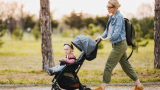 Bebeğiniz için kolayca taşınabilir ve dayanıklı en iyi baston bebek arabası tavsiyeleri