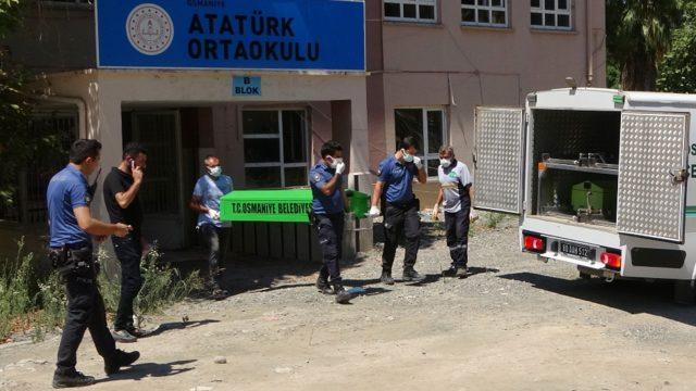 Çürümüş halde! Osmaniye'de okul binasına gelen hizmetli ceset buldu