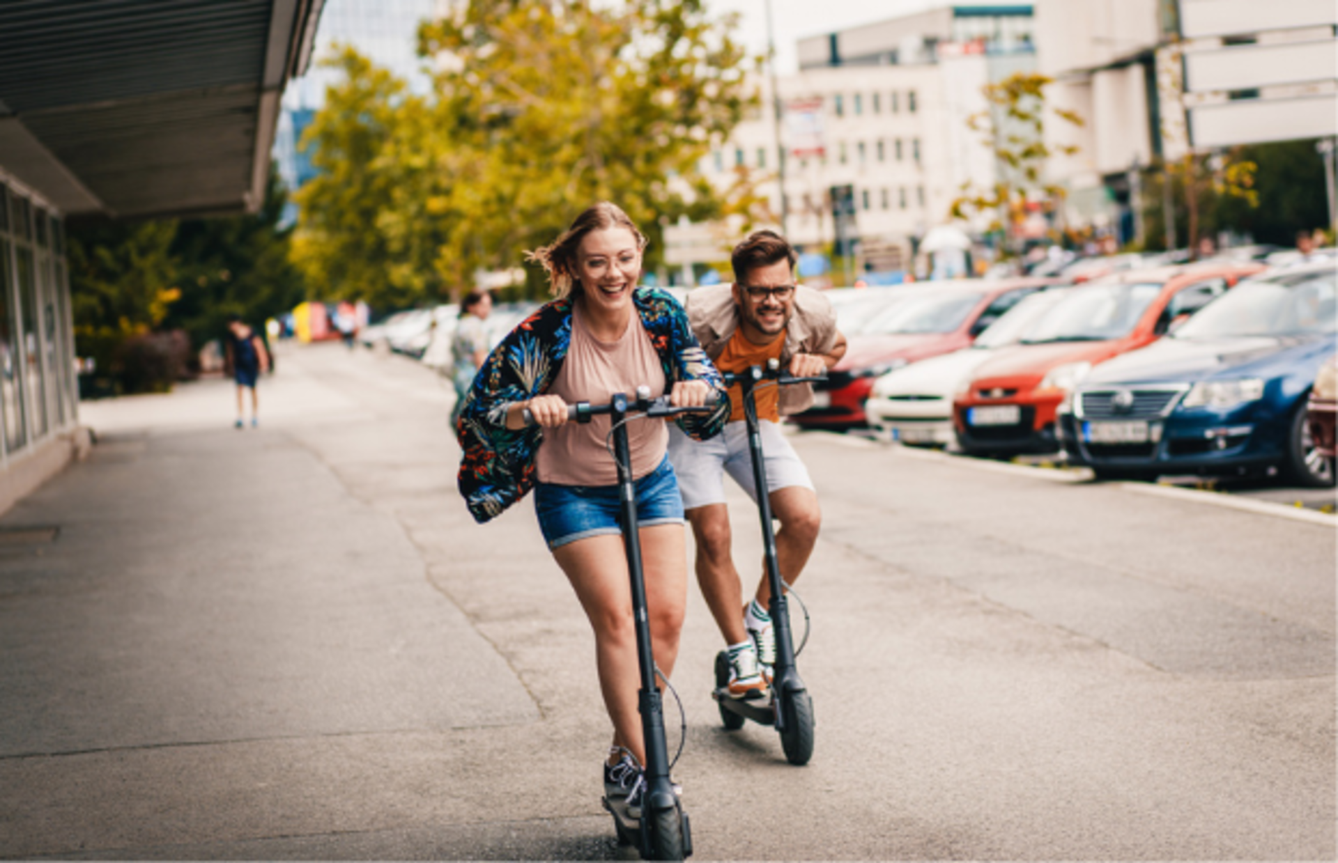 Sizi istediğiniz yere eğlenceli bir şekilde ulaştıracak Xiaomi Mi elektrikli scooter ve özellikleri