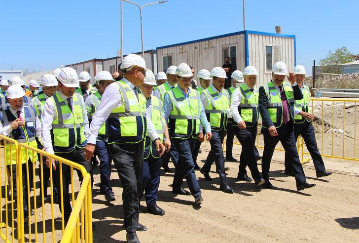 Bakan Dönmez, Bandırma'da Eti Maden Bor ve Asit Fabrikalarında incelemelerde bulundu: G3