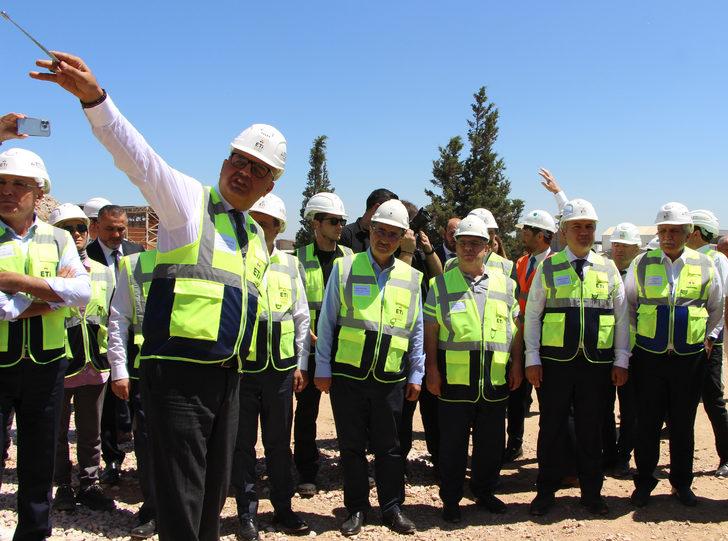 Bakan Dönmez, Bandırma'da Eti Maden Bor ve Asit Fabrikalarında incelemelerde bulundu: G5