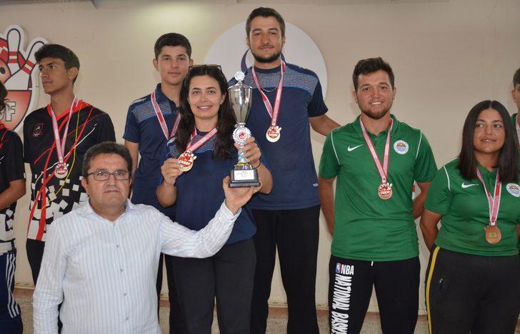 Türkiye Petank 1. Lig'de şampiyon Ankara Büyükşehir Belediyespor G1