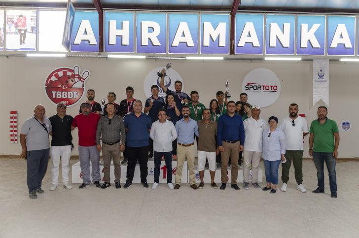 Türkiye Petank 1. Lig'de şampiyon Ankara Büyükşehir Belediyespor G2