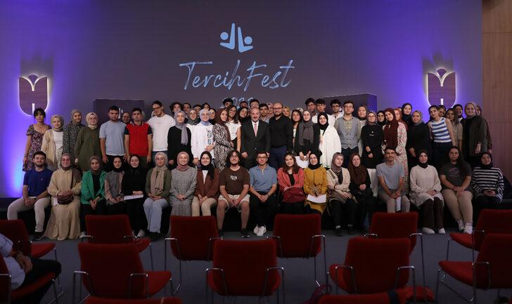 Bakan Varank, İbn Haldun Üniversitesi Tercih Festivali programında öğrencilerle buluştu G5