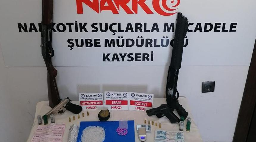 Kayseri'de uyuşturucu operasyonunda 15 şüpheli yakalandı