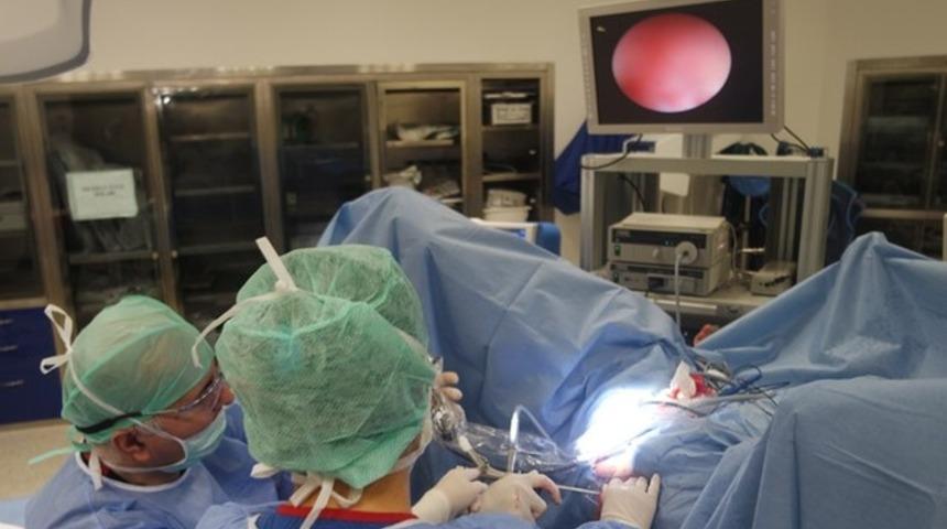 Makat fistülü için endoskopik tedavi