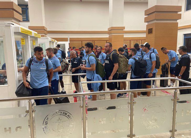 Trabzonspor, yurt dışı kampını tamamlayarak kente döndü G3
