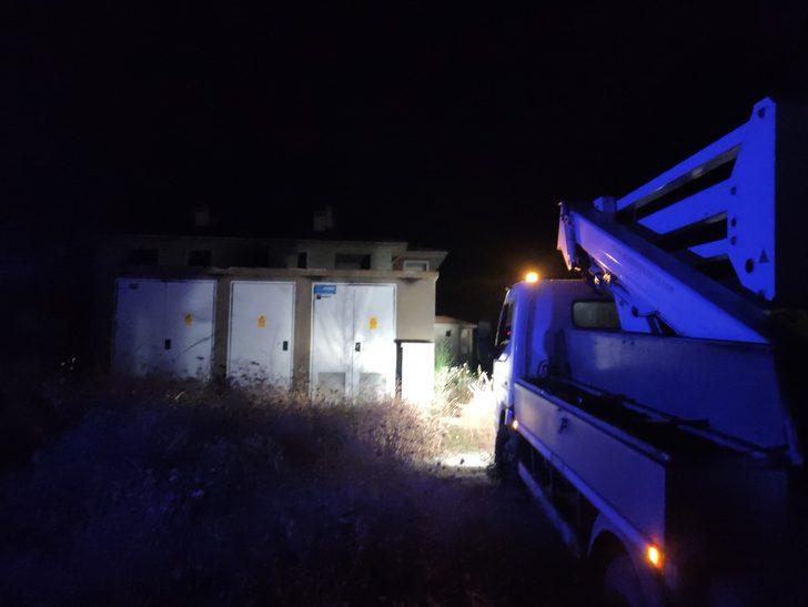 Osmaniye'de trafonun kablolarının çalınması nedeniyle çok sayıda ev karanlıkta kaldı G2