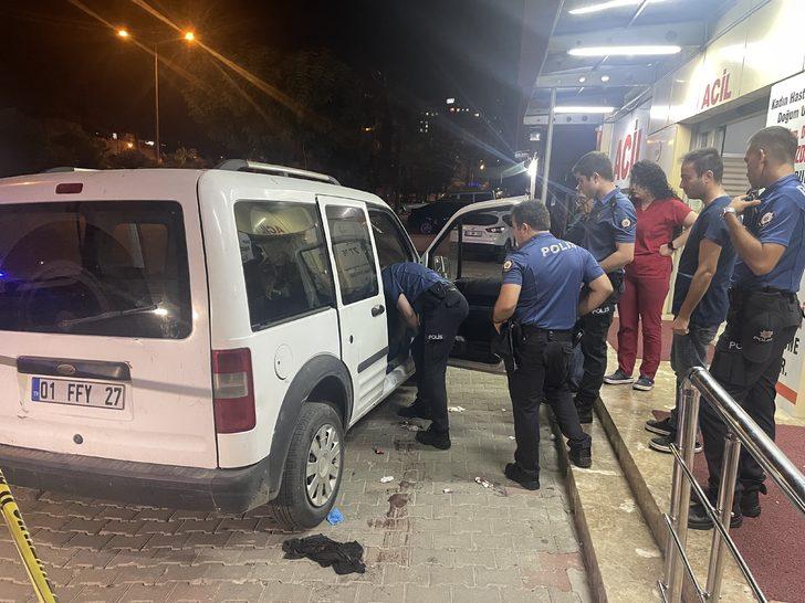 Adana'da otomobile silahla ateş açılması sonucu 1 kişi ağır yaralandı G3