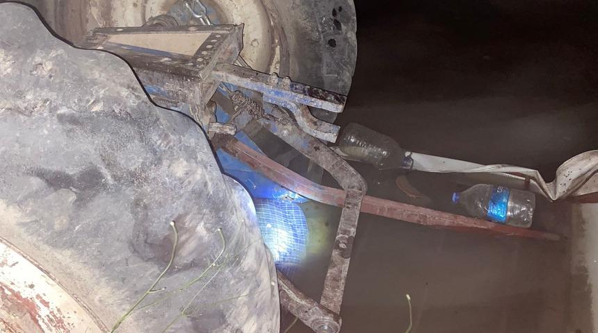 Antalya'da dereye devrilen traktörün sürücüsü öldü