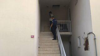 Kötü koku korkunç gerçeği ortaya çıkardı! Önce çöp konteynerinden geldiğini sandılar ama...