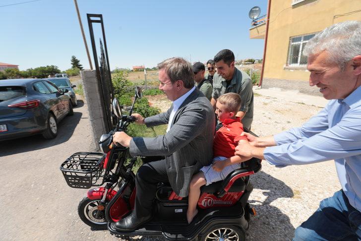 Aksaray'da DMD hastası 10 yaşındaki çocuğa doğum günü kutlaması G1