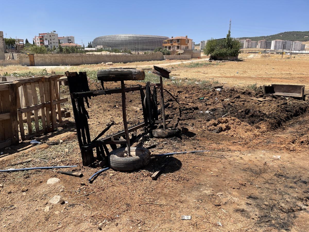 Gaziantep'te ahırda &ccedil;ıkan yangında 1 &ccedil;ocuk &ouml;ld&uuml;