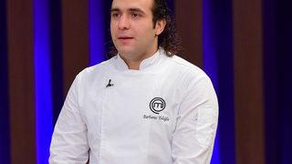 MasterChef Türkiye 2020'nin finalisti Barbaros Yoloğlu'nun 100 günlük değişimi inanılmaz! Göbek gitti, karın kası geldi! 