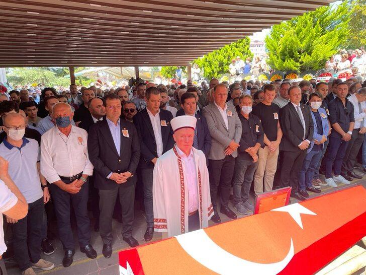İBB Başkanı İmamoğlu, danışmanı Murat Ongun'un babasının cenaze törenine katıldı G2