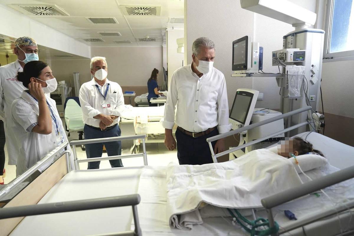 Ege &Uuml;niversitesi Hastanesinde 2 yaşındaki &ccedil;ocuğa kalp nakli yapıldı