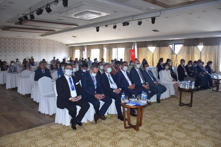 Kars'ta sağlıkçılara yönelik "Birinci Basamak Sağlık Hizmetleri Temel Eğitimi" başladı G4