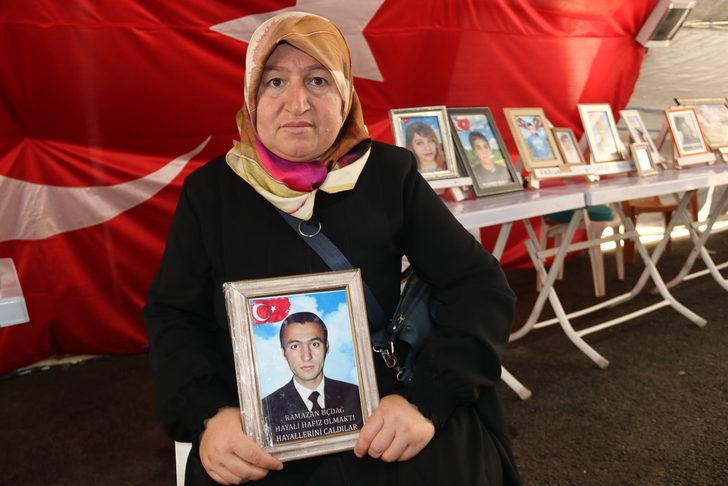 Diyarbakır anneleri kavurucu sıcakta da evlat nöbetinde G4