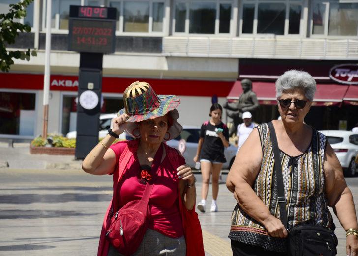 Aydın'da 40 dereceye ulaşan sıcak hava bunalttı G5
