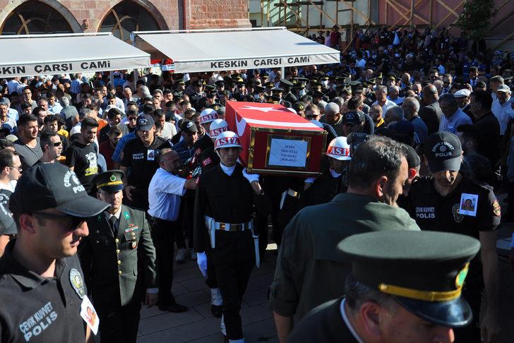 Şehit Mert Otal, memleketi Kırıkkale'de son yolculuğuna uğurlandı G5