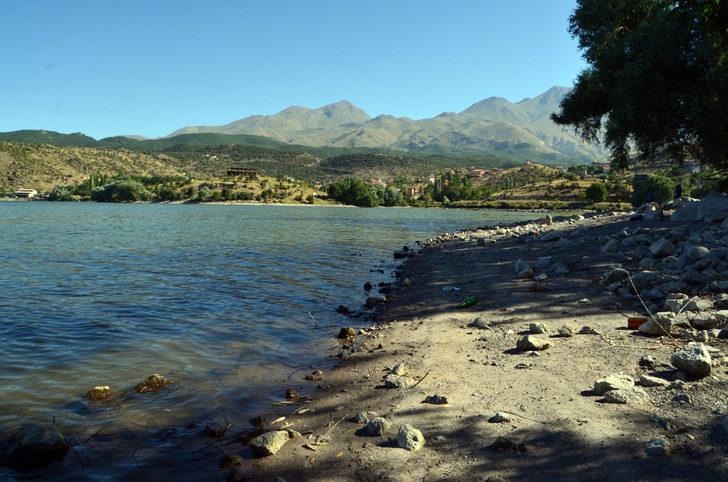 Aksaray'daki Helvadere Göleti'nde balık ölümlerine ilişkin inceleme başlatıldı G2