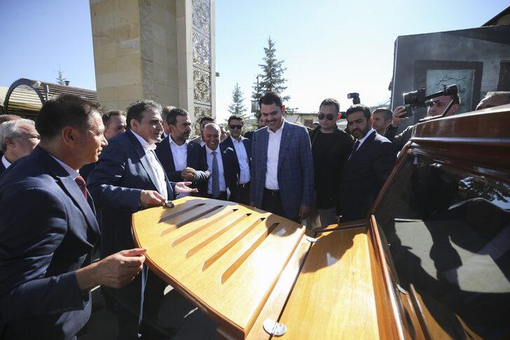 Bakan Kurum, Çamlıdere'de çeşitli ziyaretler gerçekleştirdi G4