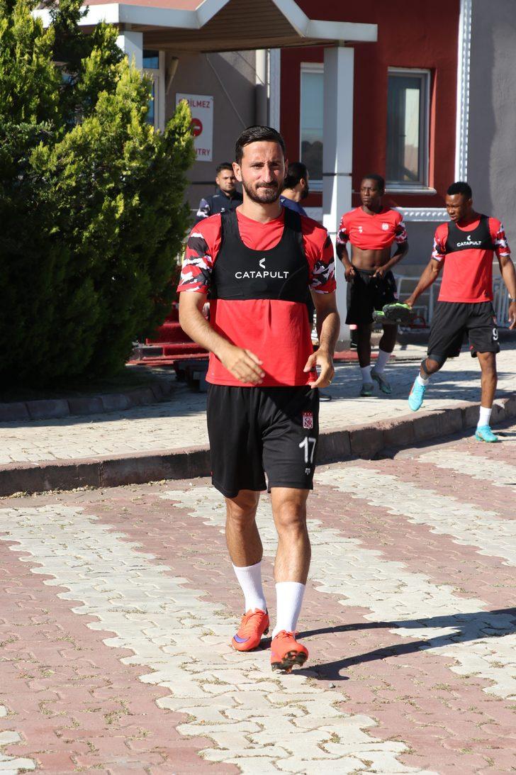 Sivasspor Teknik Direktörü Rıza Çalımbay, basın mensuplarının sorularını yanıtladı: G4