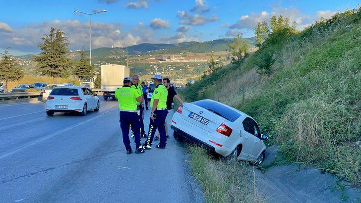 Samsun'da 3 aracın karıştığı kazada 9 kişi yaralandı G3