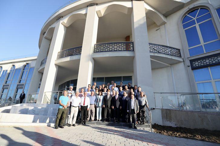 Sanayi ve Teknoloji Bakanı Varank, Çanakkale'de ziyaretlerde bulundu G4