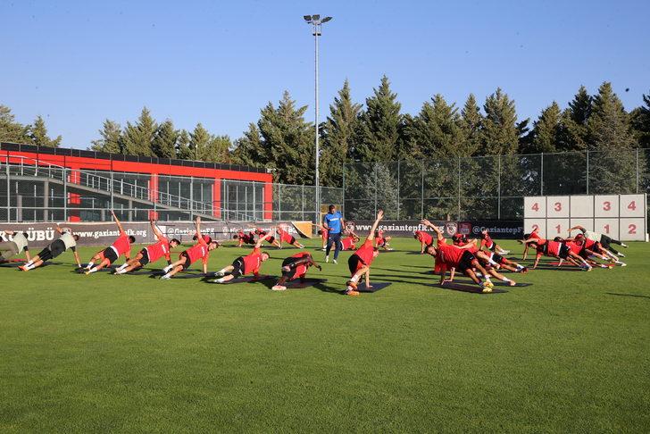 Gaziantep FK Teknik Direktörü Erol Bulut: "Lige hazır değiliz" G2