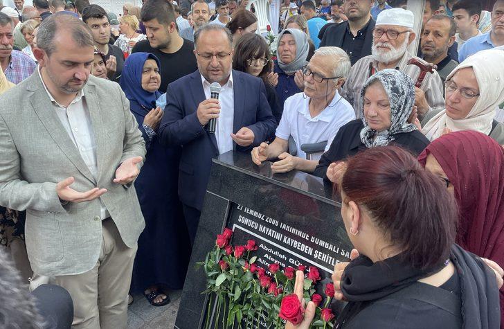 Güngören'de 2008'deki terör saldırısında hayatını kaybedenler anıldı G2