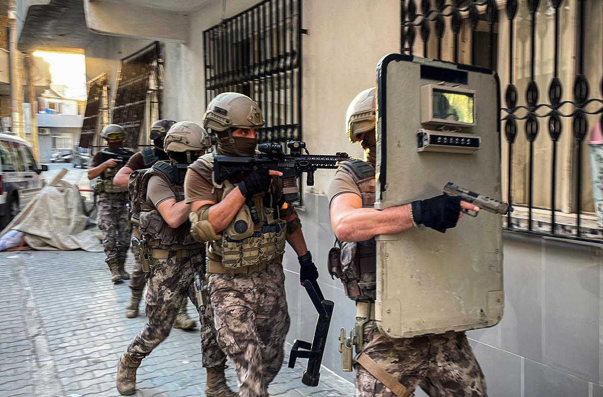 Mersin'de PKK/KCK'ya y&ouml;nelik "Temizleme Operasyonu" başlatıldı