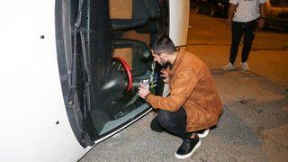 Alkollü sürücü pes dedirtti! İki araca çarptıktan sonra bagaj kapısından kaçtı