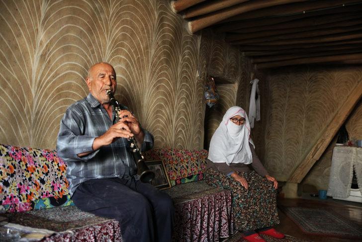 Malatya'da kadınlar evlerinin duvarlarını parmaklarıyla süslüyor G3