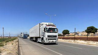 BM, İdlib'e 14 tır insani yardım gönderdi