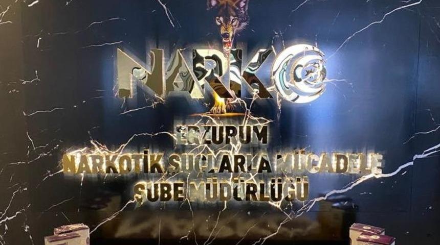 Erzurum'da yolcu otobüsünde metamfetamin ile yakalanan 5 zanlı tutuklandı