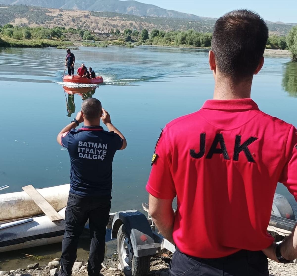 Murat Nehri'nde akıntıya kapılan kişi 5 g&uuml;nd&uuml;r aranıyor