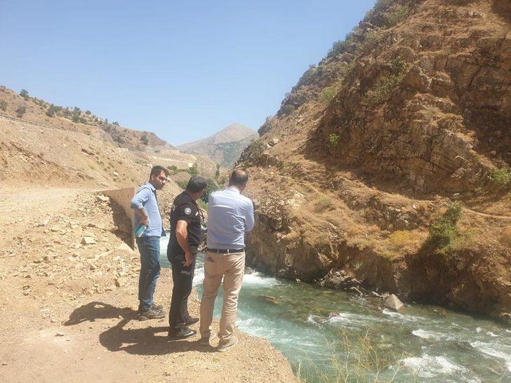 Müküs Çayı'nda akıntıya kapılan hemşireyi arama çalışmaları 48 gündür sürüyor G2