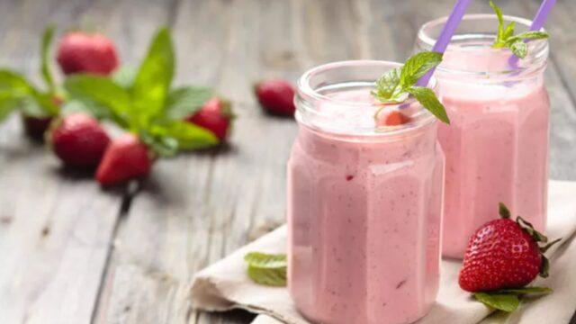 Milkshake nasıl yapılır? Çilekli, muzlu milkshake nasıl yapılır? Yaz günlerinde içinizi ferahlatacak Milkshake tarifi ve malzemeleri 