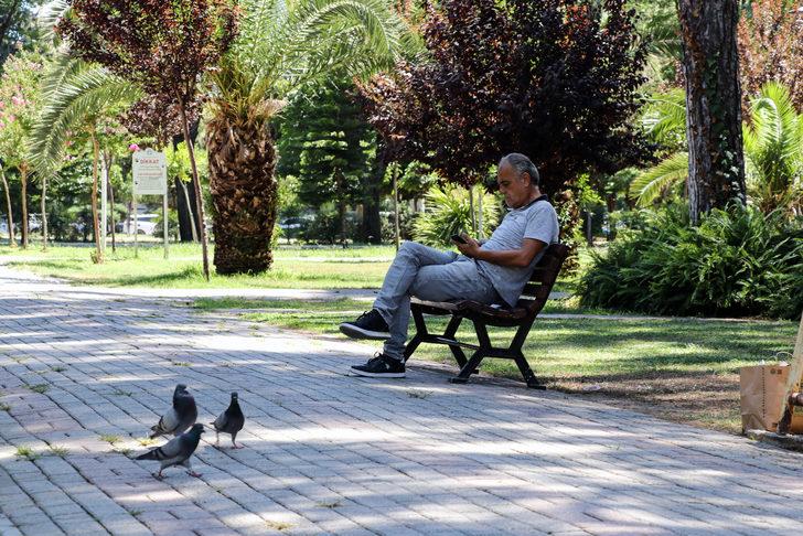 Adana'da sıcak hava etkili oluyor G3