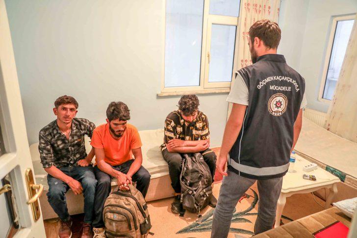 Van'da 15 düzensiz göçmen yakalandı G3