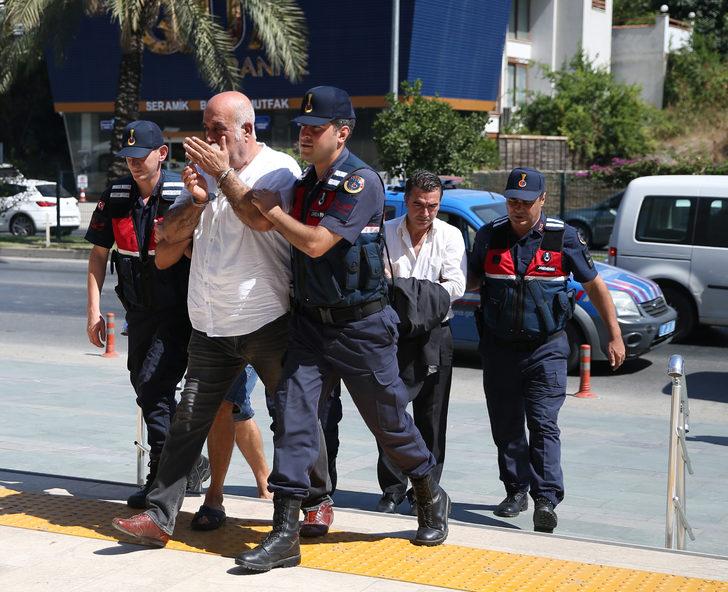 Antalya'da kendilerini "istihbaratçı" olarak tanıtan 5 kişi yakalandı G2