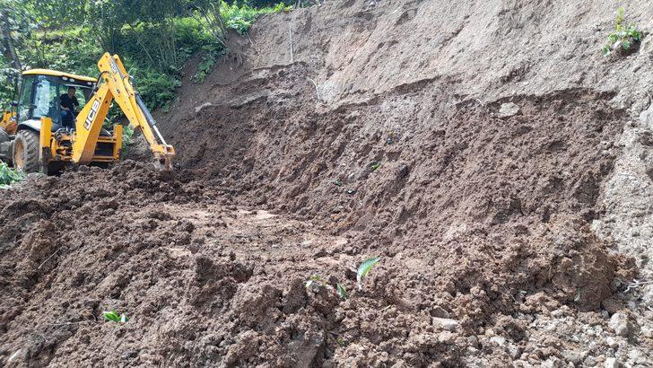 Ordu'da şiddetli yağışın yol açtığı hasarın giderilmesi için çalışmalar sürüyor G4
